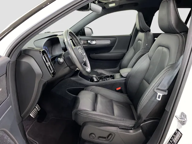 Volvo XC40 2.0 T5 R-Design AWD