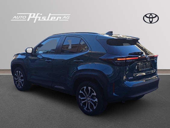 Vehicle image 3 Vehicle image 3