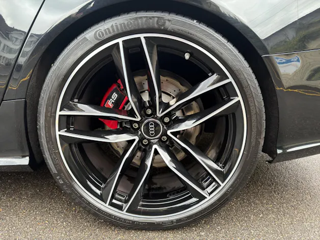 Audi RS6 Avant 4.0 TFSI V8 quattro Tiptronic