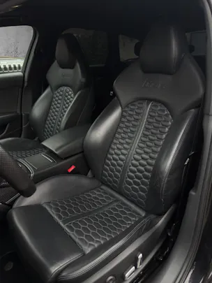 Audi RS6 Avant 4.0 TFSI V8 quattro Tiptronic