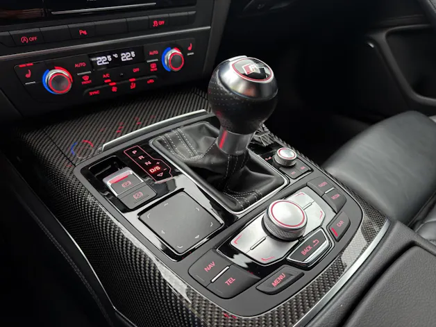 Audi RS6 Avant 4.0 TFSI V8 quattro Tiptronic