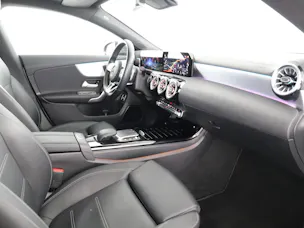 Mercedes-Benz CLA 250 e AMG Line