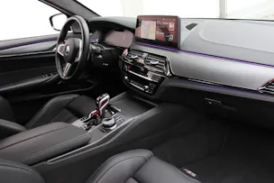 BMW M5 xDrive Competition INDIVIDUAL *brewster green*