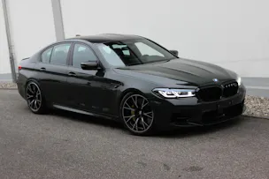 BMW M5 xDrive Competition INDIVIDUAL *brewster green*