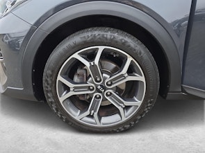 Vehicle image KIA XCeed 1.5 T-GDi MHEV Power / ab 3,99% Leasing bei Abschluss einer Protect Autoversicherung