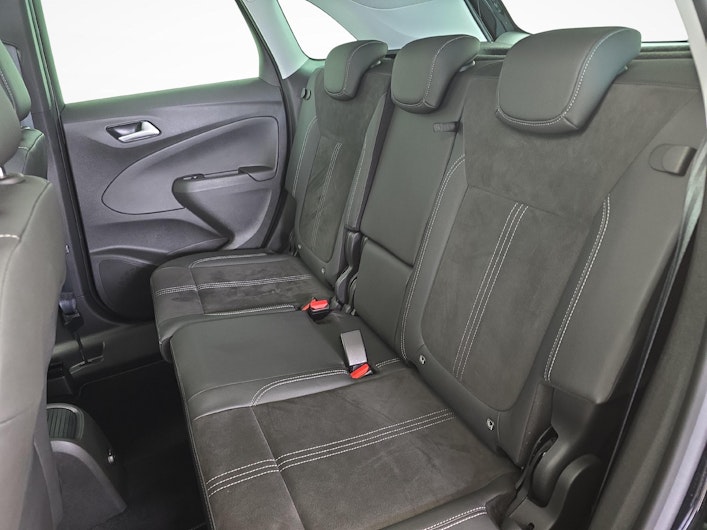 Vehicle image OPEL CROSSLAND