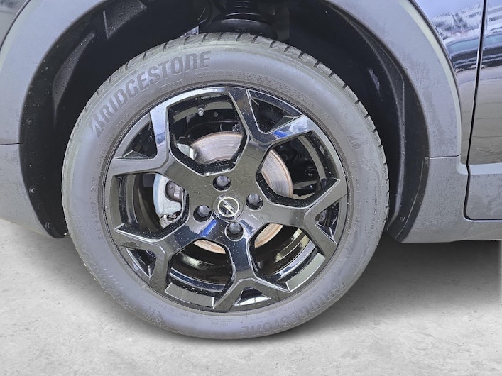 Vehicle image OPEL CROSSLAND