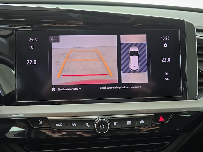 Vehicle image OPEL GRANDLAND