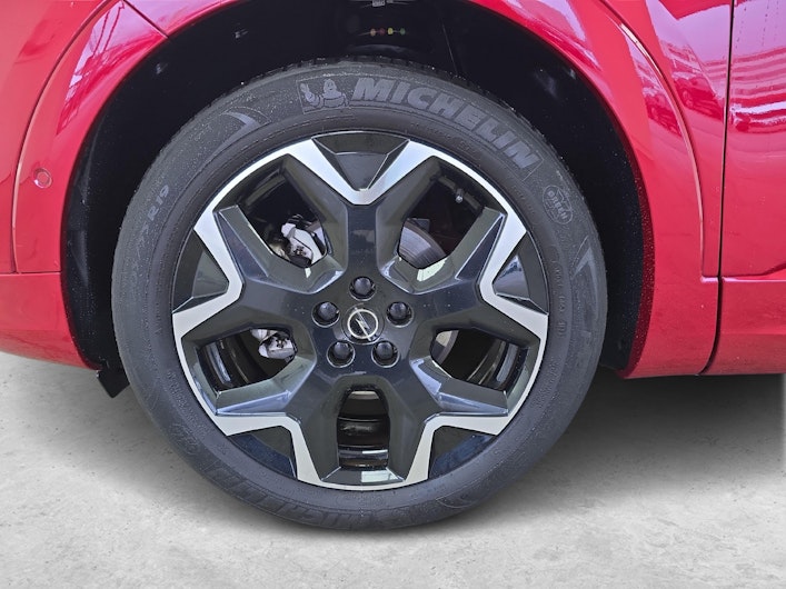 Vehicle image OPEL GRANDLAND