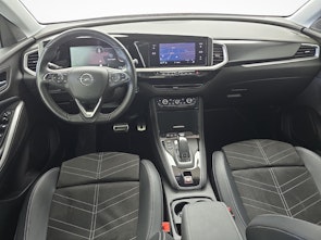 Vehicle image OPEL Grandland 1.2 T Elegance / ab 3,99% Leasing bei Abschluss einer Protect Autoversicherung
