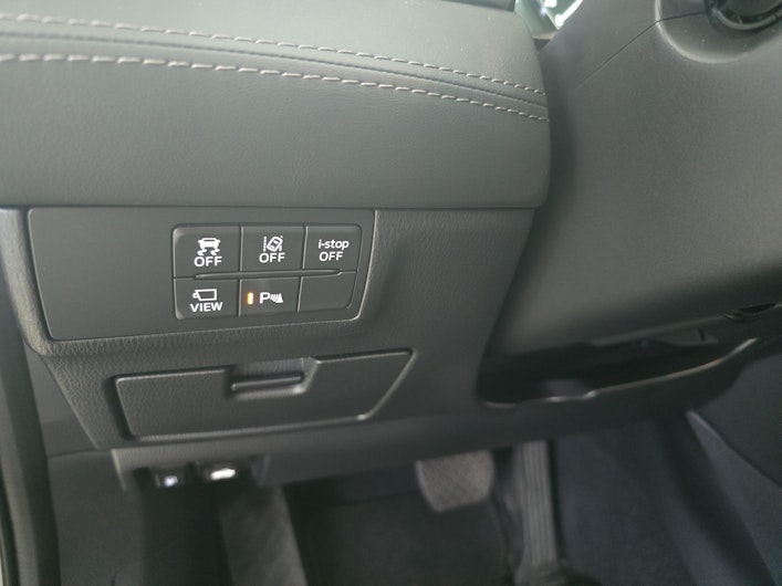 Vehicle image MAZDA 6