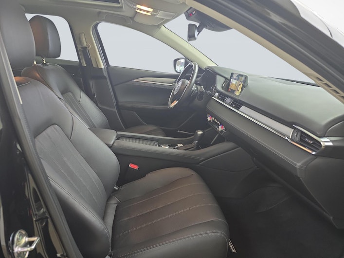 Vehicle image MAZDA 6