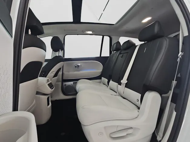 Hyundai Ioniq 9 Calligraphy 4WD