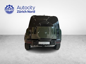 Vehicle image LAND ROVER Defender 90 3.0 D I6 250 X-Dynamic SE