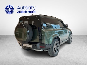 Vehicle image LAND ROVER Defender 90 3.0 D I6 250 X-Dynamic SE