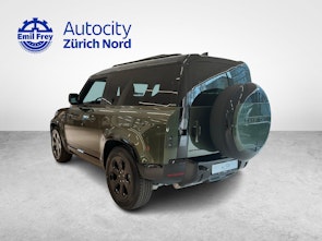 Vehicle image LAND ROVER Defender 90 3.0 D I6 250 X-Dynamic SE