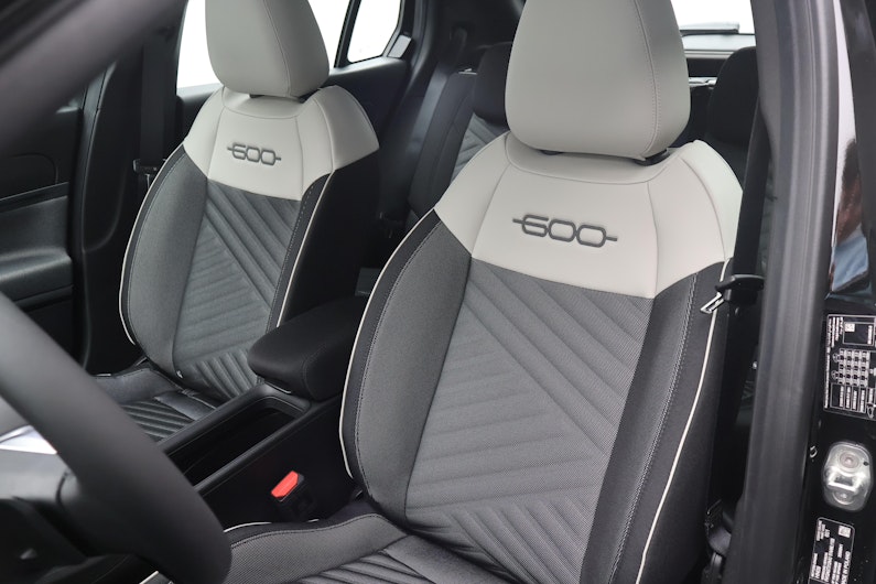 Vehicle image FIAT 600