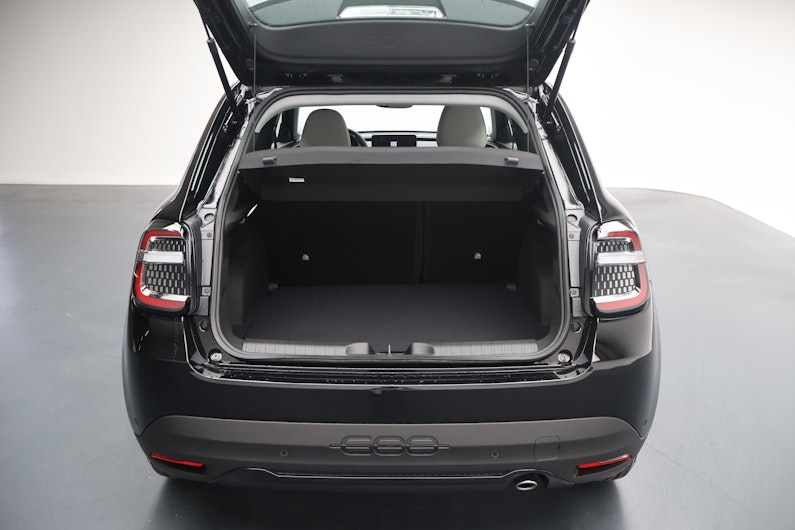 Vehicle image FIAT 600