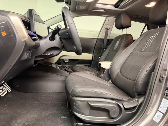 Vehicle image KIA STONIC