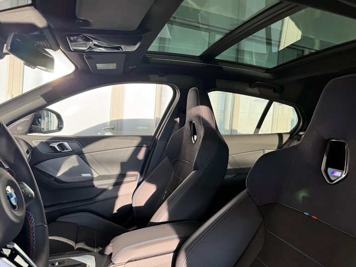 Vehicle image BMW 1 SERIES