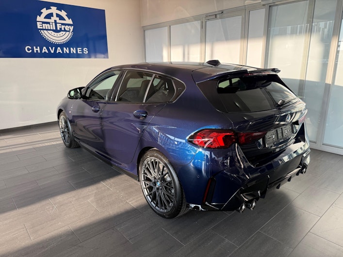 Vehicle image BMW 1 SERIES