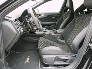 Audi RS4 Avant 25 year edition quattro