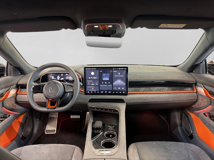 Vehicle image ZEEKR 001