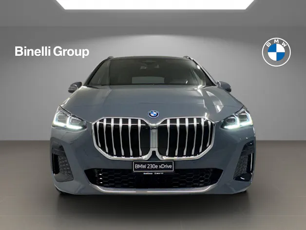 BMW 230e xDrive paddles Active Tourer