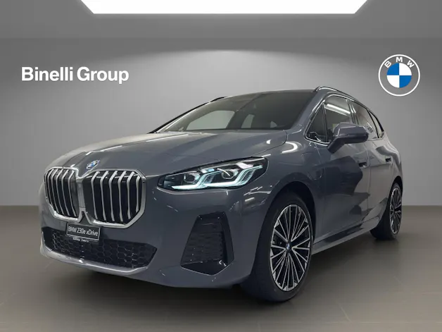 BMW 230e xDrive paddles Active Tourer