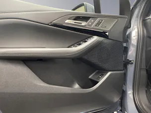 BMW 230e xDrive paddles Active Tourer