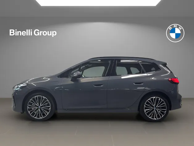 BMW 230e xDrive paddles Active Tourer
