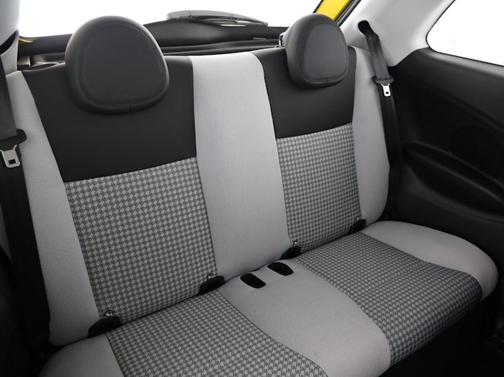 Vehicle image FIAT 500