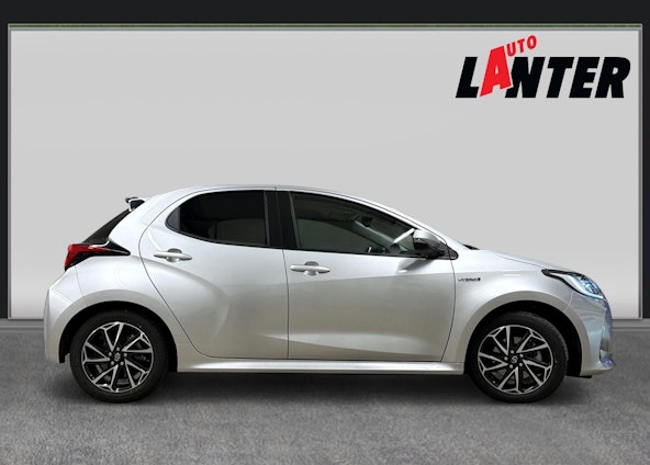 Vehicle image 4 Vehicle image 4