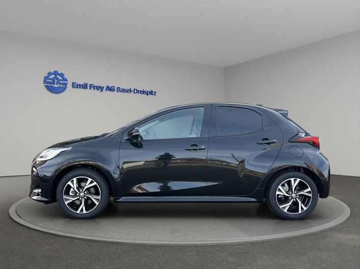 Vehicle image TOYOTA YARIS