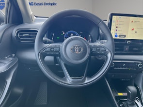 Vehicle image TOYOTA Yaris 1.5 VVT-i HSD Trend