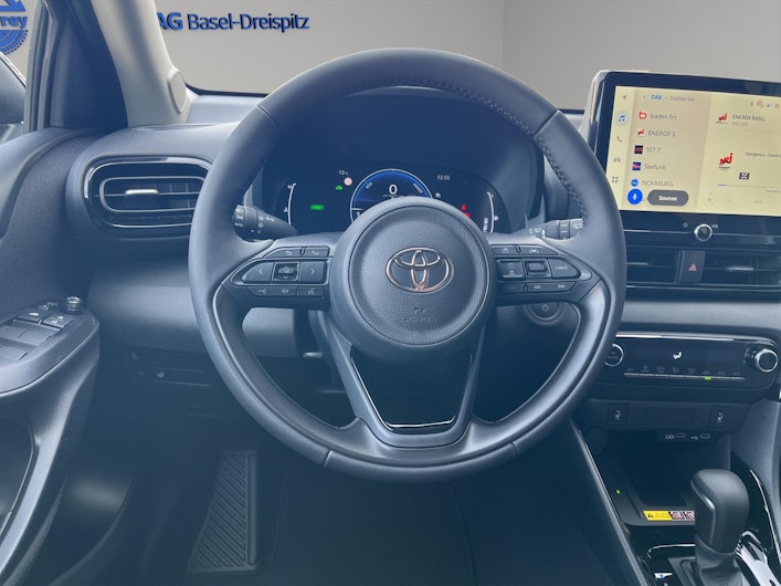 Vehicle image TOYOTA YARIS