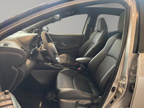 image du véhicule TOYOTA Yaris 1.5 VVT-i HSD Premium