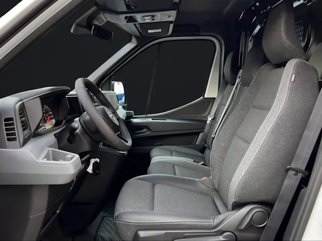 Nissan Interstar 3.5 fourg. L2H2 2.0 dCi 130 Acenta
