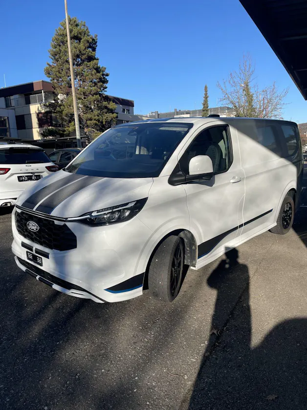 Ford Transit C Van 320 L1 2.5 Duratec 233 Sport PHEV
