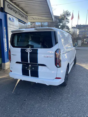 Ford Transit C Van 320 L1 2.5 Duratec 233 Sport PHEV