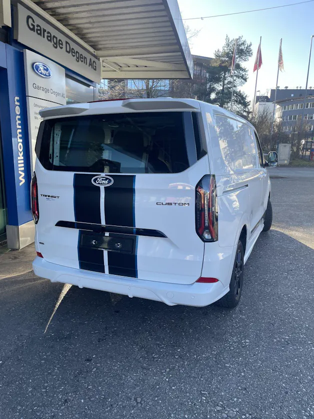 Ford Transit C Van 320 L1 2.5 Duratec 233 Sport PHEV