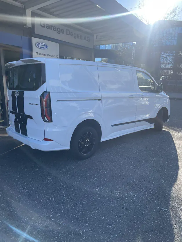 Ford Transit C Van 320 L1 2.5 Duratec 233 Sport PHEV