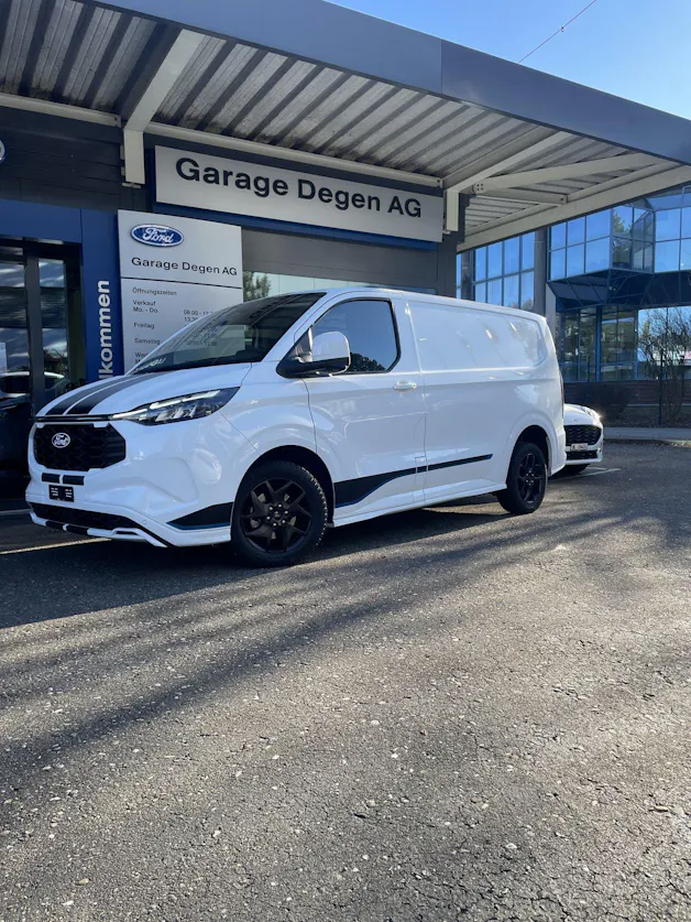 Ford Transit C Van 320 L1 2.5 Duratec 233 Sport PHEV
