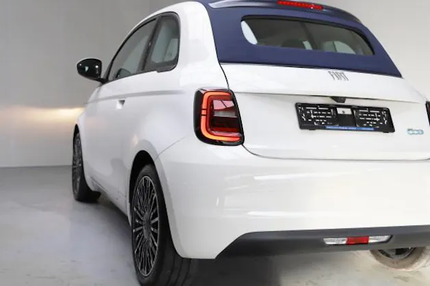 Fiat 500 C el 87 kW Icon