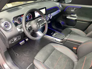 Mercedes-Benz GLB 220 d 4M 8G-Tronic