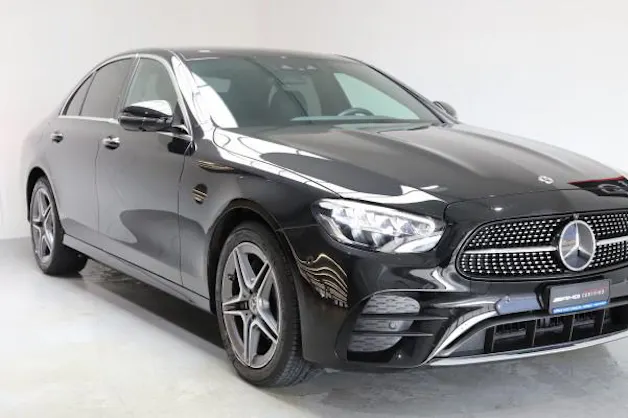 Mercedes-Benz E 200 4Matic AMG Line