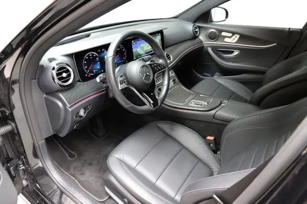 Mercedes-Benz E 200 4Matic AMG Line