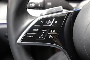 Mercedes-Benz E 200 4Matic AMG Line