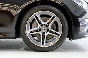 Mercedes-Benz E 200 4Matic AMG Line