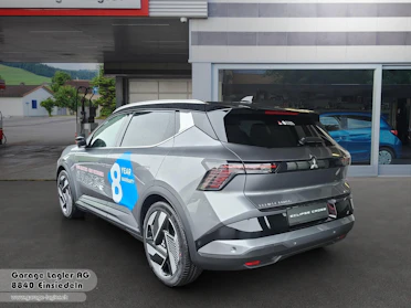MITSUBISHI ECLIPSE CROSS 8